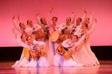 朝鲜族舞蹈作品赏析
