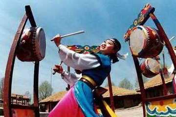 朝鲜族舞蹈体态与动态浅析