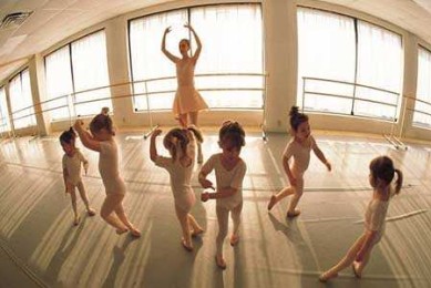 幼儿园教师舞蹈培训教材（3）